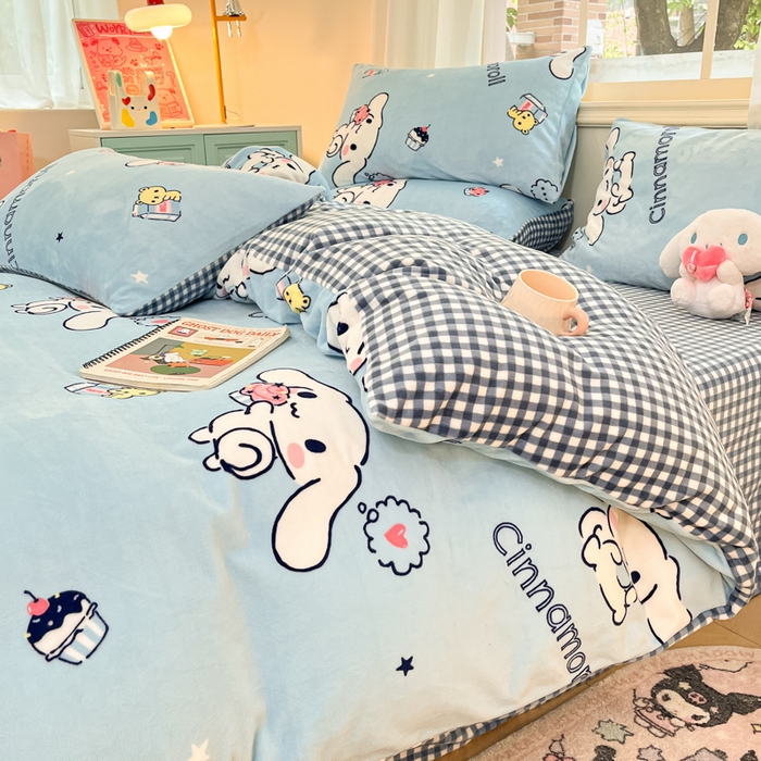91家纺网 家纺一手货源 找家纺 桃子家居 2024新款三丽鸥卡通加厚高克重200克牛奶绒系列四件套 绒三丽鸥-冰淇淋甜点玉桂狗