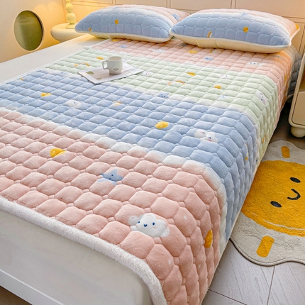 91家纺网 家纺一手货源 找家纺 （总）眠势力 2025新款牛奶绒床垫保暖床褥子夹棉加厚秋冬季印花床护垫