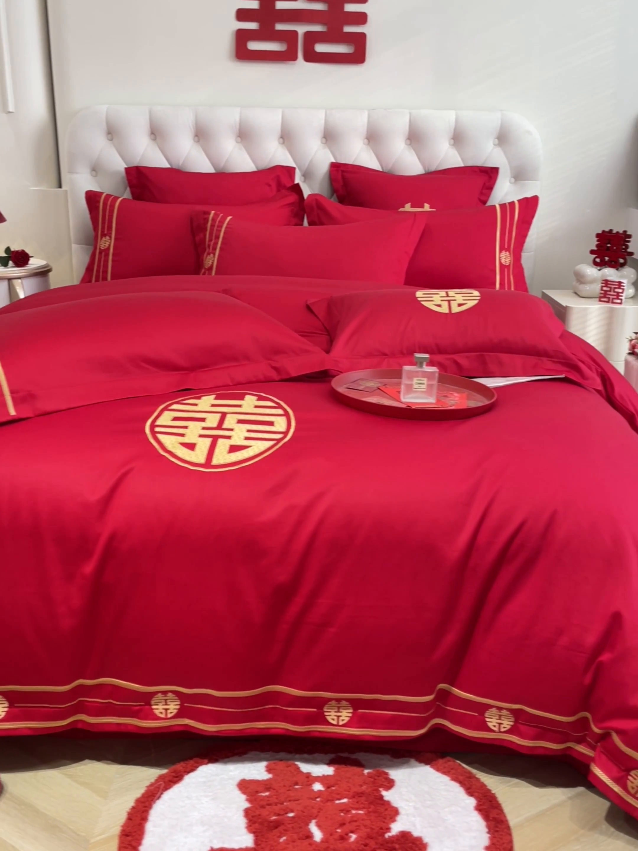 91家纺网 家纺一手货源 找家纺 欧乐蒂 2025新款亲肤棉婚庆刺绣四件套系列 爱恋