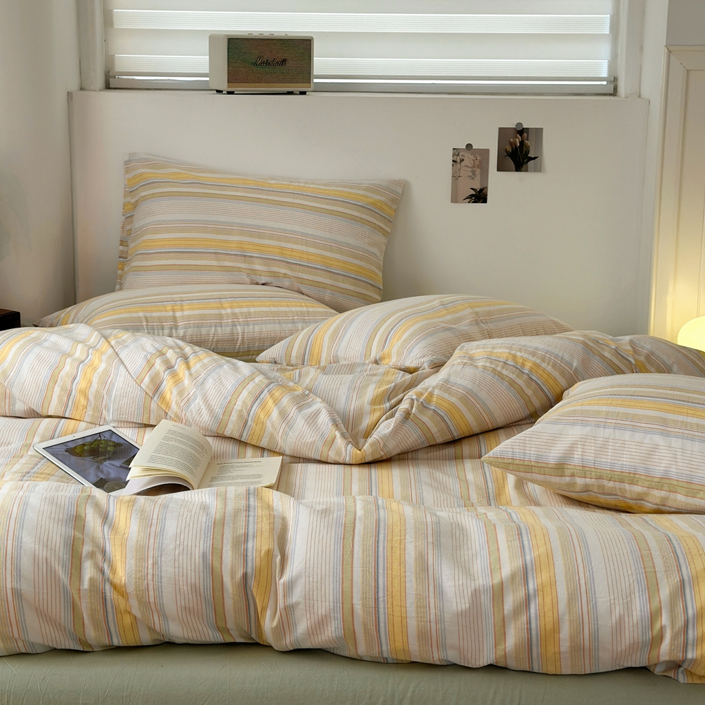 91家纺网 家纺一手货源 找家纺 久典家居 2024新款水洗棉条纹系列四件套 沐妍黄