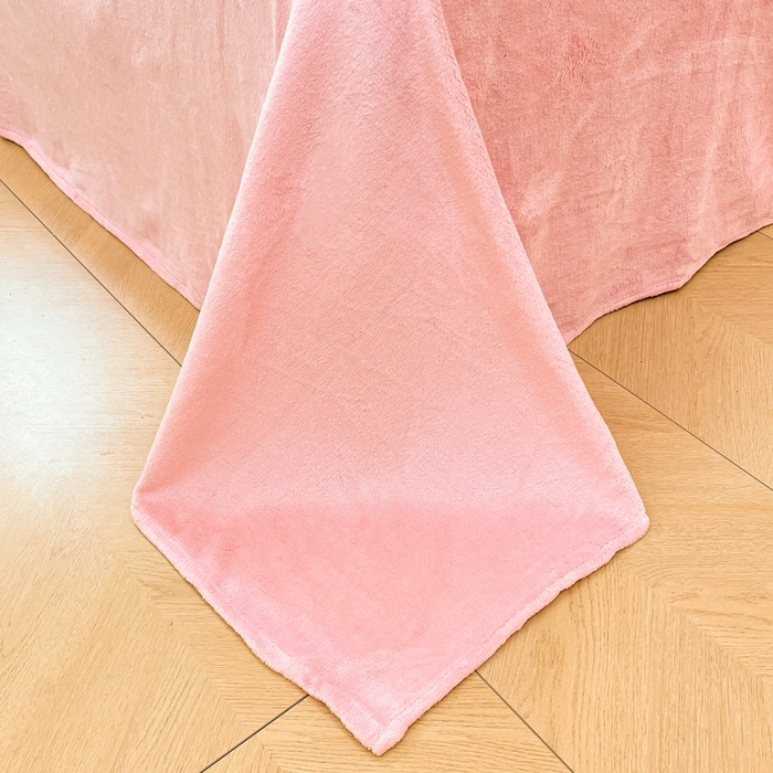 91家纺网 家纺一手货源 找家纺 桃子家居 2024新款三丽鸥卡通加厚高克重200克牛奶绒系列四件套 绒三丽鸥-可爱库洛米