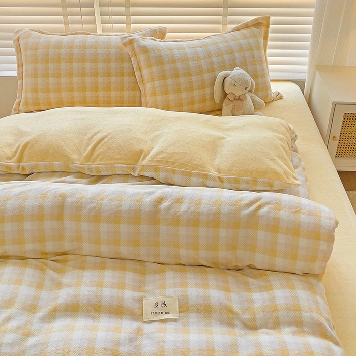 91家纺网 家纺一手货源 找家纺 简一 2025新款牛奶绒无印风ins风方格系列-四件套 无印风方格方格-浅黄