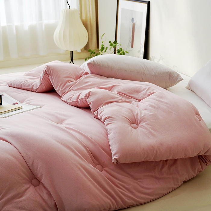 91家纺网 家纺一手货源 找家纺 欧夏家纺 2024新款日式素棉提花大豆被明太西川 豆沙色