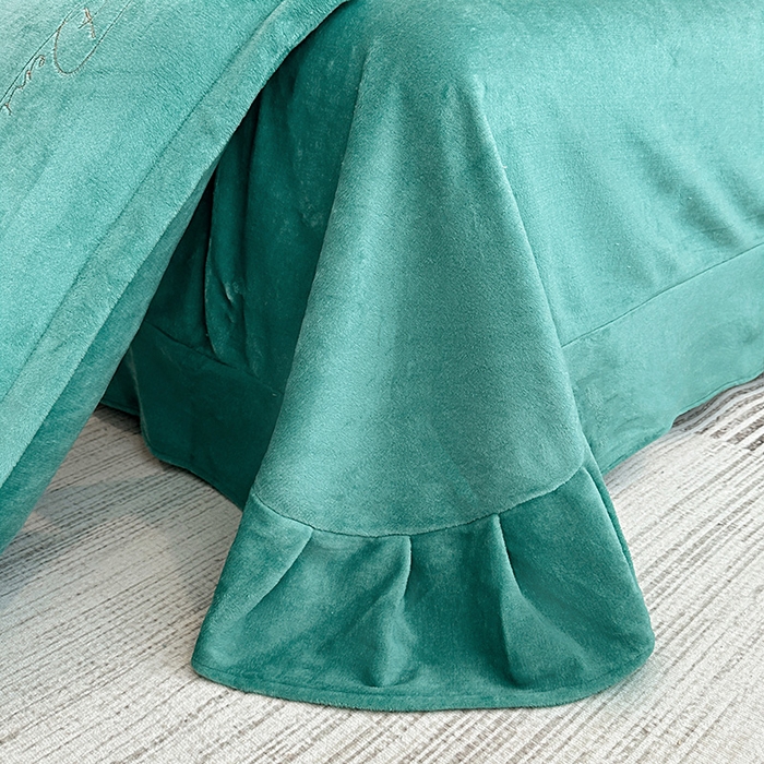 91家纺网 家纺一手货源 找家纺 陌乘坊家纺 2024新款高克重牛奶绒刺绣四件套-百合系列 百合-孔雀绿