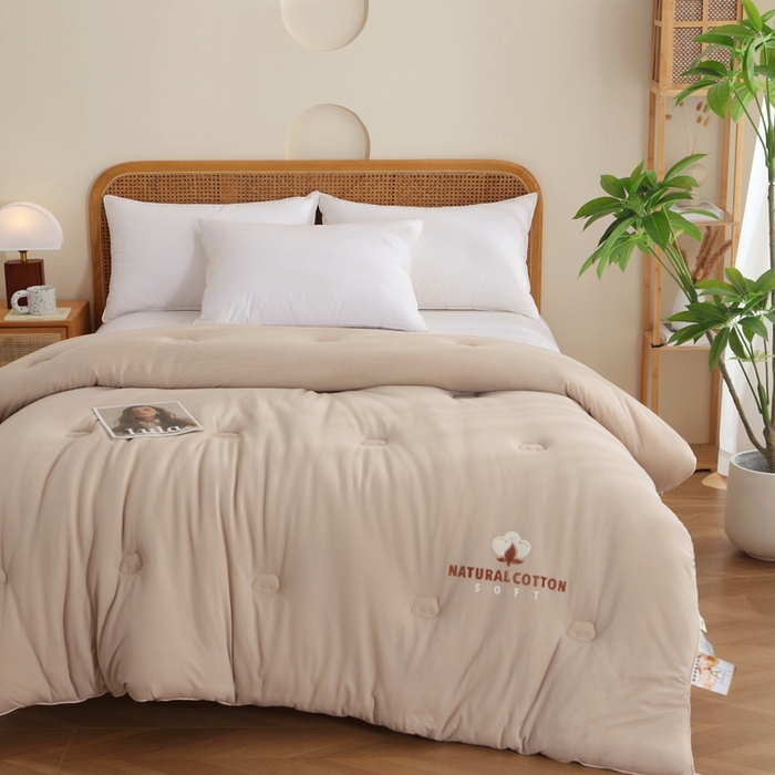 91家纺网 家纺一手货源 找家纺 棉造家居 2024新款A类全棉新疆棉花被针织棉绗缝春秋冬被子 杏色