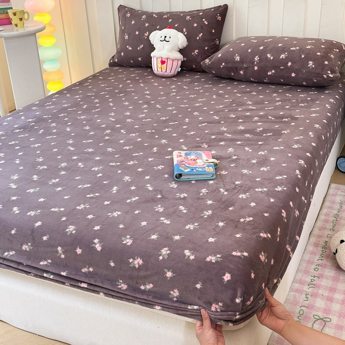 91家纺网 家纺一手货源 找家纺  星座家纺 2025新款小清新牛奶绒单床笠 小碎花