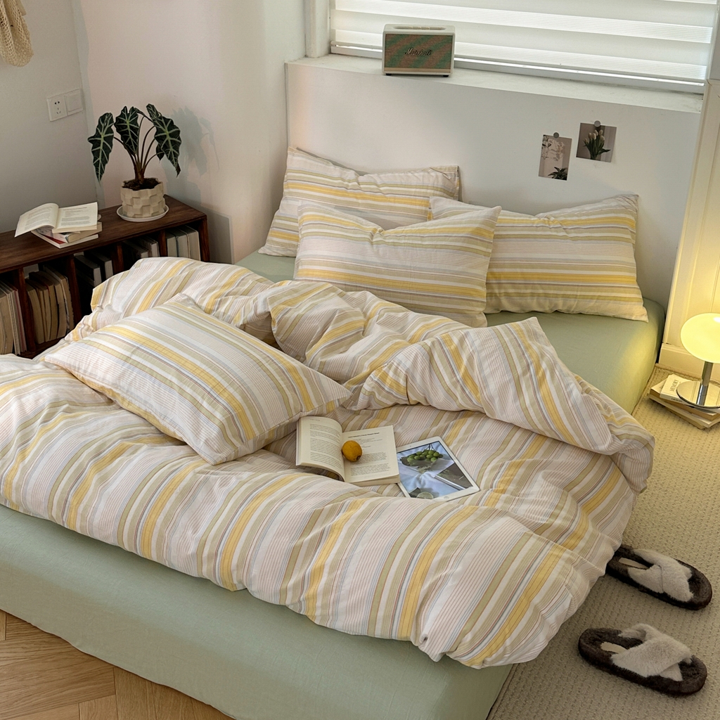 91家纺网 家纺一手货源 找家纺 久典家居 2024新款水洗棉条纹系列四件套 沐妍黄