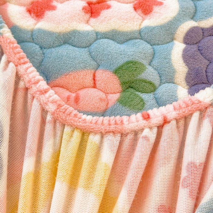 91家纺网 家纺一手货源 找家纺 丝羽坊 2024新款A类加厚牛奶绒夹棉床笠 甜蜜时光