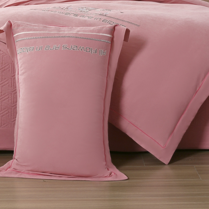 91家纺网 家纺一手货源 找家纺 OL家纺 2024新款磨毛暖绒床盖夹棉四件套刺绣轻奢风 西瓜粉