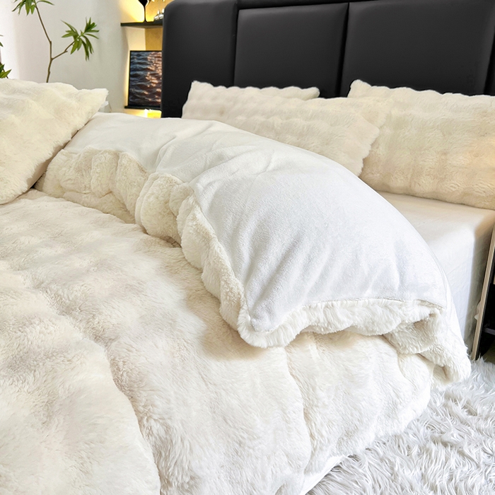 91家纺网 家纺一手货源 找家纺 金爱家 2024新品全消光A类纯色獭兔毛绒立体牛奶绒四件套-七彩泡泡 七彩泡泡白