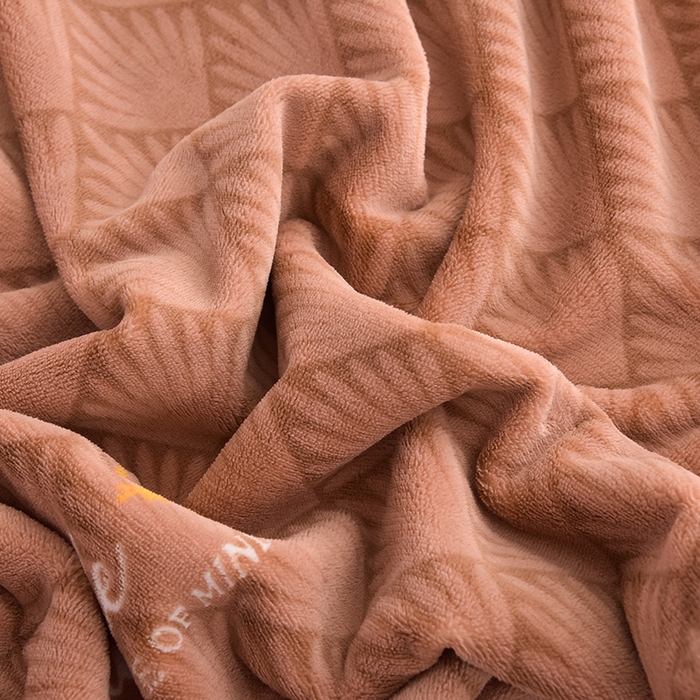 91家纺网 家纺一手货源 找家纺 曼尼家纺2025高克重直播印花床裙款法莱绒金貂珊瑚绒牛奶绒四件套 一鹿有你