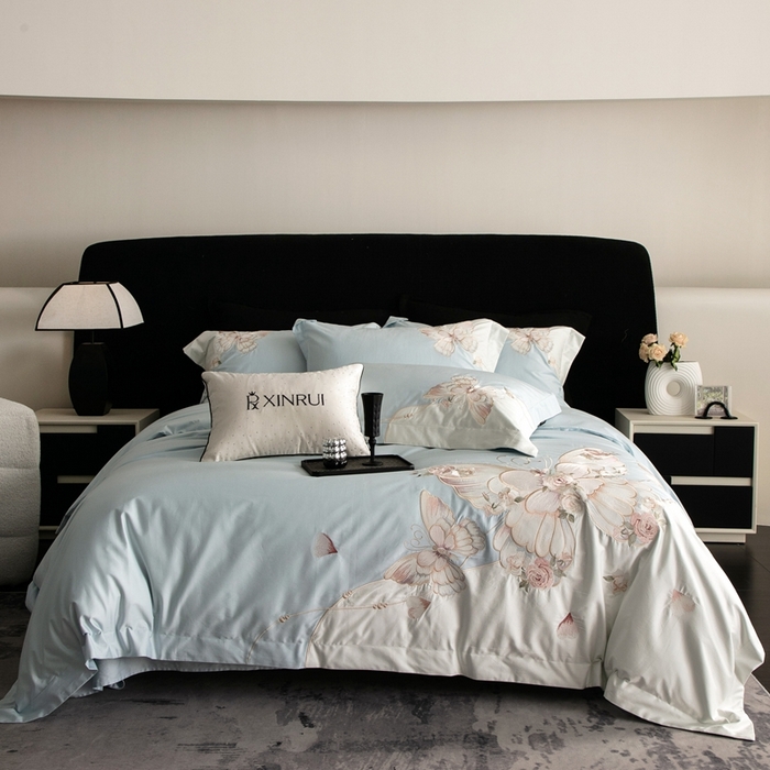 91家纺网 家纺一手货源 找家纺 馨蕊家居 2024秋冬新品100S高奢简约长绒棉纯棉四件套系列全棉四件套-梦幻 梦幻-北卡蓝