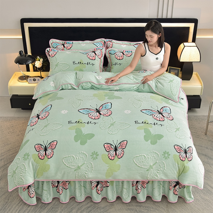 91家纺网 家纺一手货源 找家纺 佳品居 2025新款8斤床裙款牛奶绒四件套 翩翩起舞