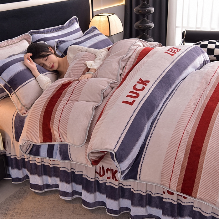 91家纺网 家纺一手货源 找家纺 佳品居 2025新款8斤床裙款牛奶绒四件套 时光印象