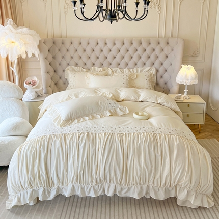 91家纺网 家纺一手货源 找家纺 乐朵家居 2025春夏 全棉水洗棉夹棉四件套-秘密花园 白