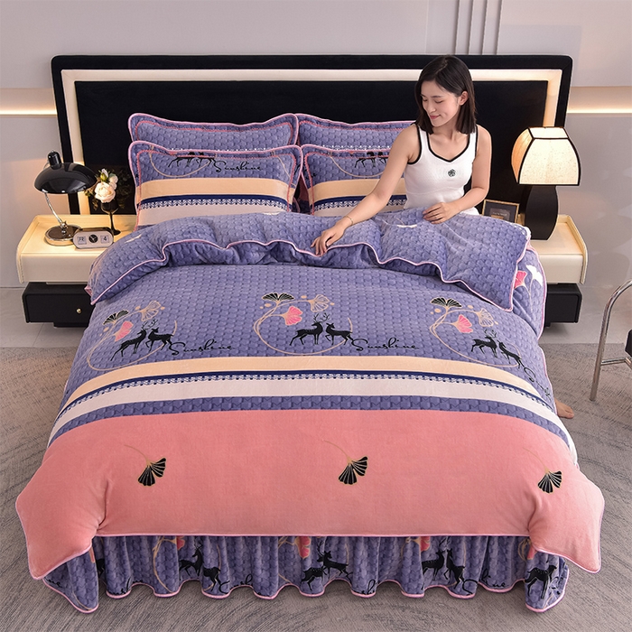 91家纺网 家纺一手货源 找家纺 佳品居 2025新款8斤床裙款牛奶绒四件套 鹿之恋