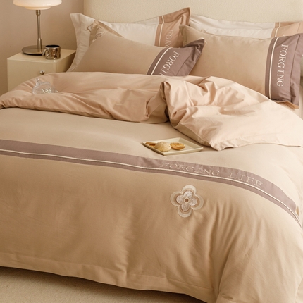 艾莱家纺 2024新款A类长绒棉条纹提花加厚柔顺磨毛四件套--锦秋系列 锦秋-奶咖棕