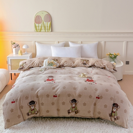 91家纺网 家纺一手货源 找家纺 （总）爱妮玖玖家纺 2024新款牛奶绒印花款简款床单四件套单品系列二-单被套