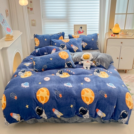 孩子王家纺 2025新款小清新冬季加厚牛奶绒水晶绒珊瑚绒印花系列四件套 飞行太空