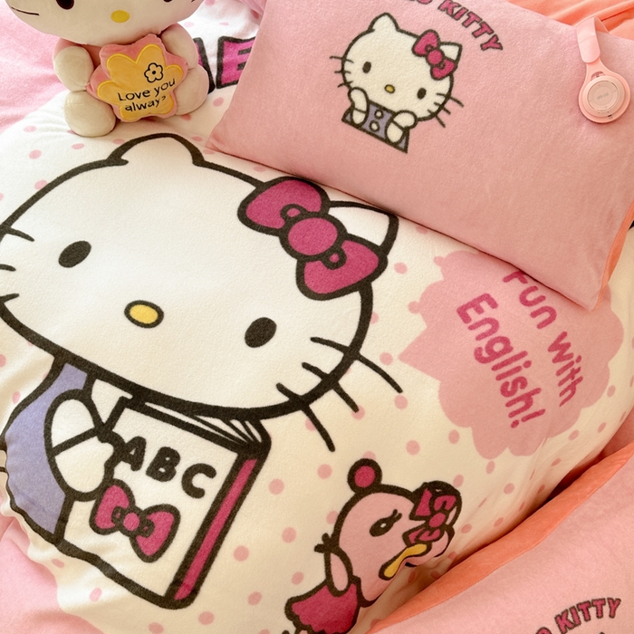 91家纺网 家纺一手货源 找家纺 孩子王家纺 2024新款正版授权三丽鸥库洛米大版卡通学生宿舍双面加厚牛奶绒系列四件套--提供买家秀 波点kt