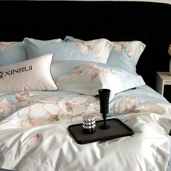 91家纺网 家纺一手货源 找家纺 馨蕊家居 2024秋冬新品100S高奢简约长绒棉纯棉四件套系列全棉四件套-梦幻 梦幻-北卡蓝