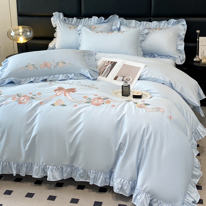 91家纺网 家纺一手货源 找家纺 金麦家纺 2024新款全棉刺绣花边系列四件套 梦蝶蓝