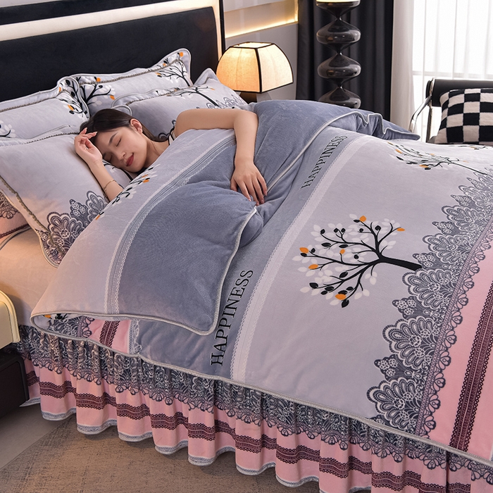 91家纺网 家纺一手货源 找家纺 佳品居 2025新款8斤床裙款牛奶绒四件套 幸福树