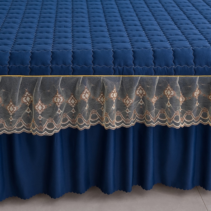 91家纺网 家纺一手货源 找家纺 艾裙海 2025新款90克磨毛夹棉绗缝床裙 藏青色