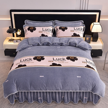 91家纺网 家纺一手货源 找家纺 佳品居 2025新款8斤床裙款牛奶绒四件套 轻奢主义