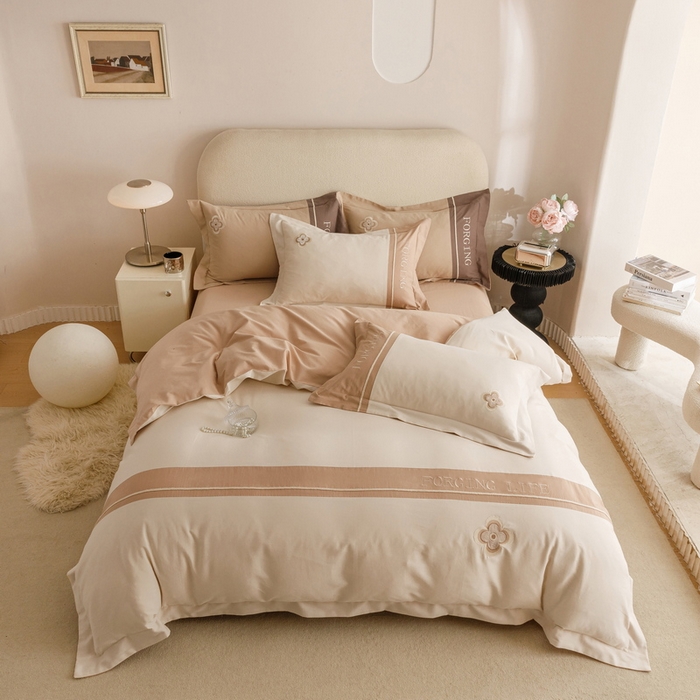 91家纺网 家纺一手货源 找家纺 艾莱家纺 2024新款A类长绒棉条纹提花加厚柔顺磨毛四件套--锦秋系列 锦秋-可可奶