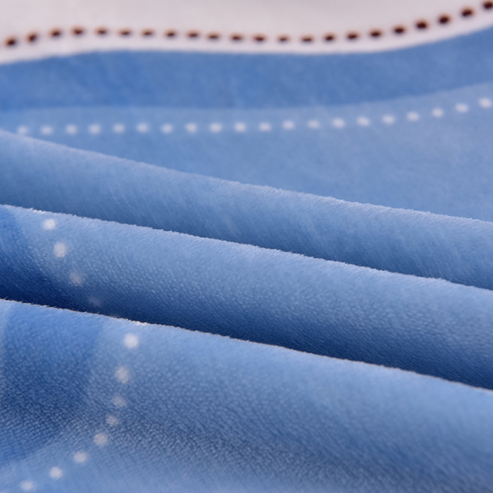 91家纺网 家纺一手货源 找家纺 佳品居 2025新款8斤床裙款牛奶绒四件套 蝶恋花蓝