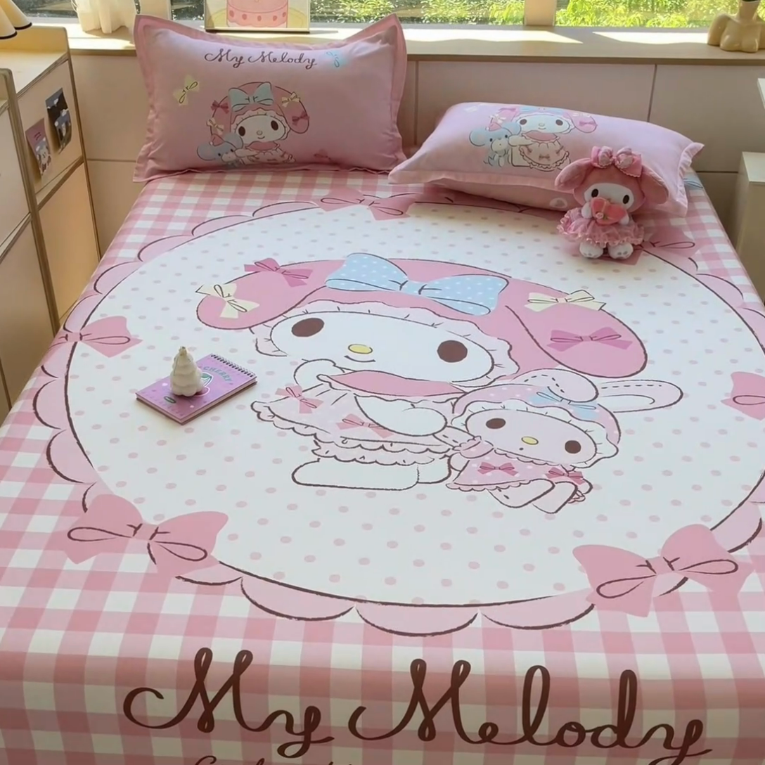 91家纺网 家纺一手货源 找家纺 博雅 2024新款三丽鸥全棉大版印花床笠系列 全棉大版-玩偶美乐蒂