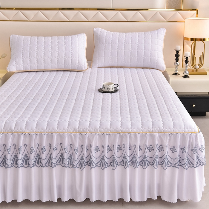 91家纺网 家纺一手货源 找家纺 艾裙海 2025新款90克磨毛夹棉绗缝床裙 米白色