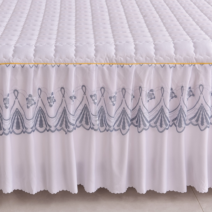 91家纺网 家纺一手货源 找家纺 艾裙海 2025新款90克磨毛夹棉绗缝床裙 米白色