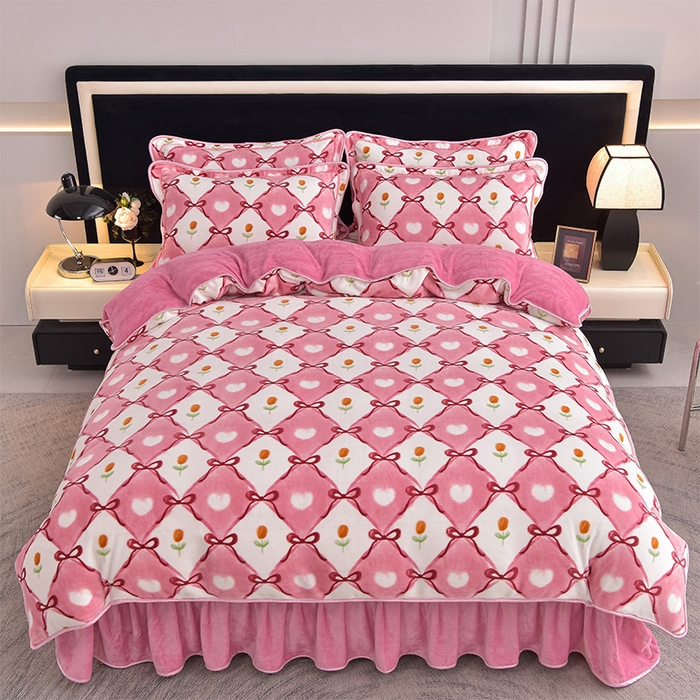 91家纺网 家纺一手货源 找家纺 佳品居 2025新款8斤床裙款牛奶绒四件套 露娜粉