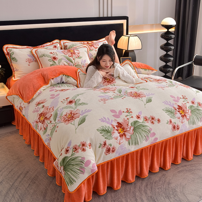 91家纺网 家纺一手货源 找家纺 佳品居 2025新款8斤床裙款牛奶绒四件套 花影