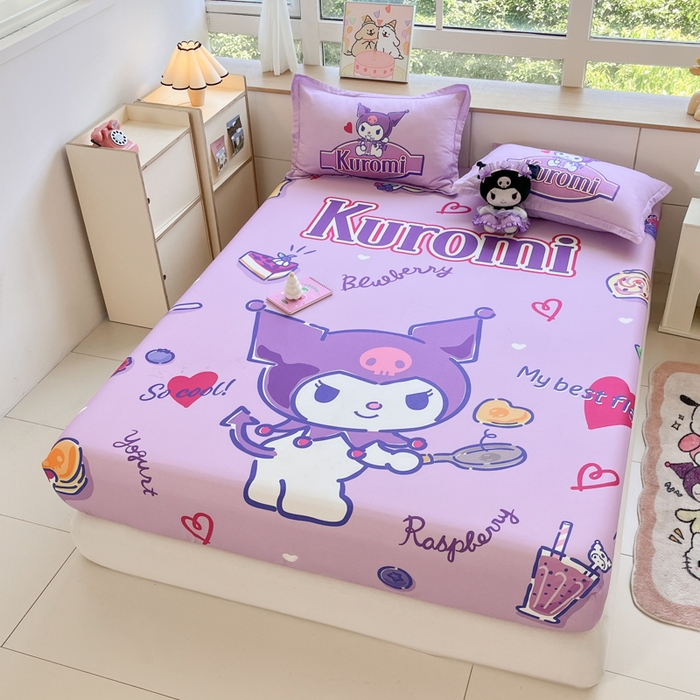 91家纺网 家纺一手货源 找家纺 博雅 2024新款三丽鸥全棉大版印花床笠系列 全棉大版-蓝莓库洛米