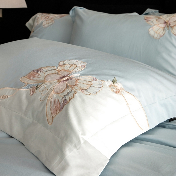 91家纺网 家纺一手货源 找家纺 馨蕊家居 2024秋冬新品100S高奢简约长绒棉纯棉四件套系列全棉四件套-梦幻 梦幻-北卡蓝