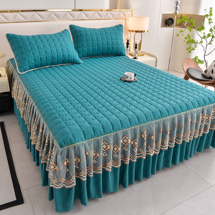 91家纺网 家纺一手货源 找家纺 艾裙海 2025新款90克磨毛夹棉绗缝床裙 宝蓝色