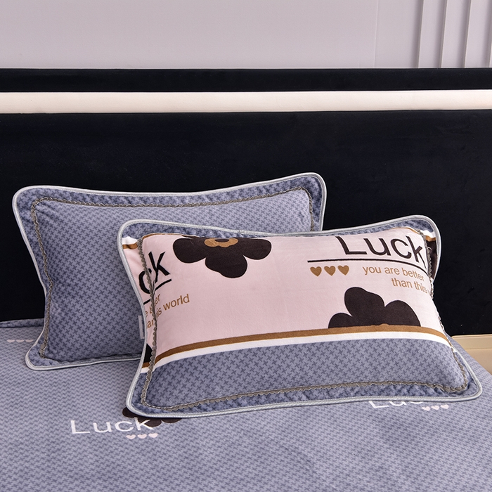 91家纺网 家纺一手货源 找家纺 佳品居 2025新款8斤床裙款牛奶绒四件套 轻奢主义