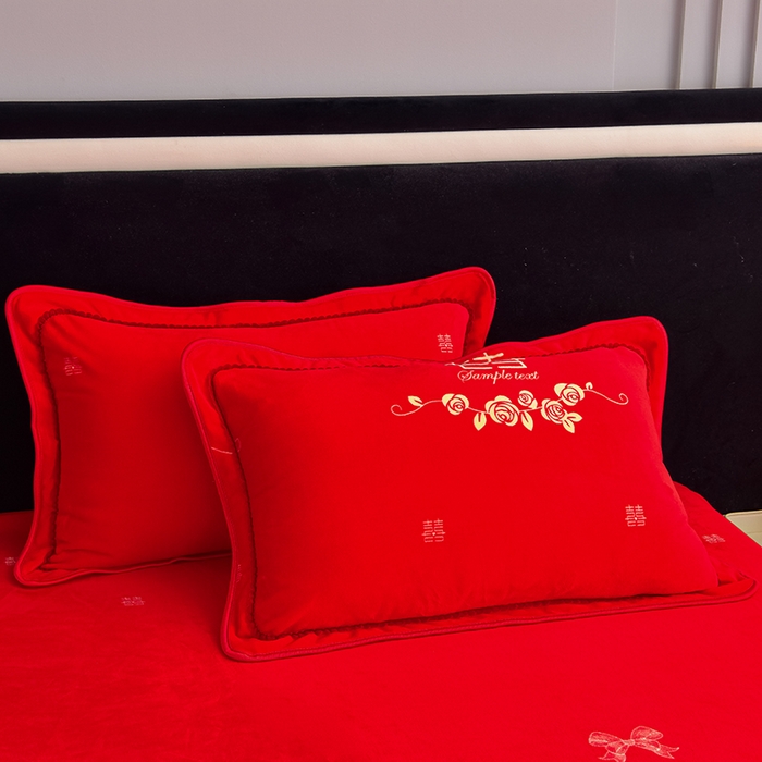 91家纺网 家纺一手货源 找家纺 佳品居 2025新款8斤床裙款牛奶绒四件套 千禧之恋