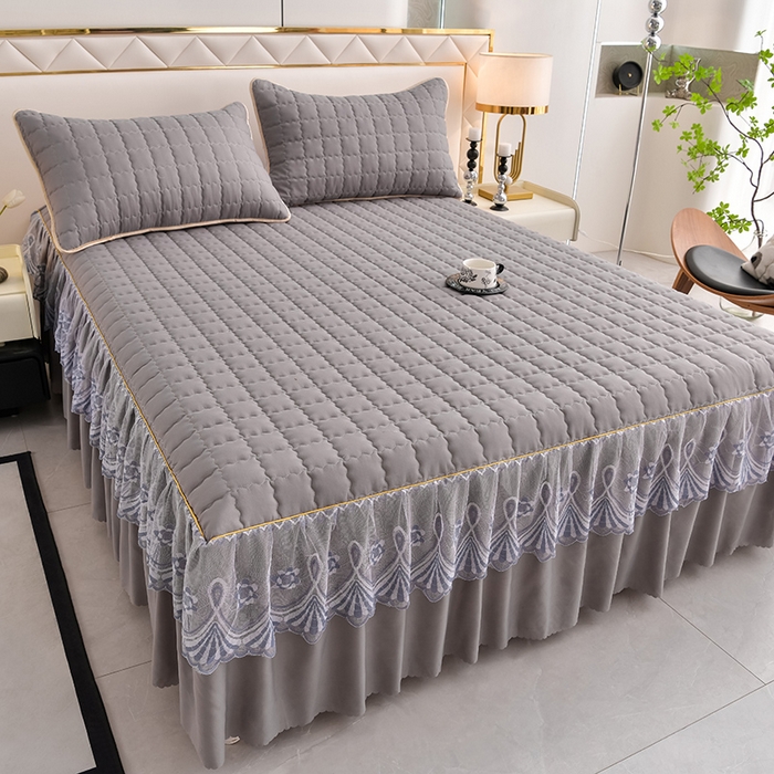 91家纺网 家纺一手货源 找家纺 艾裙海 2025新款90克磨毛夹棉绗缝床裙 浅灰色