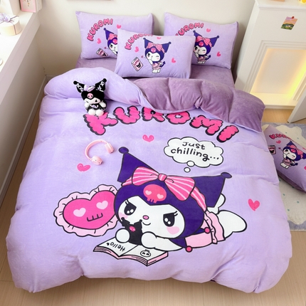 91家纺网 家纺一手货源 找家纺 孩子王家纺 2024新款正版授权三丽鸥库洛米大版卡通学生宿舍双面加厚牛奶绒系列四件套--提供买家秀 睡梦库洛米