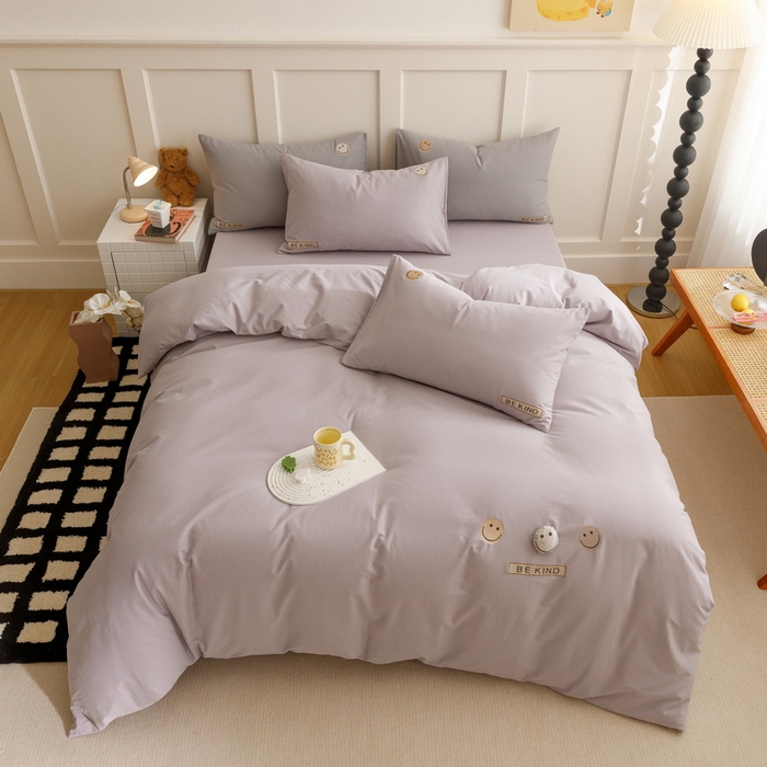 91家纺网 家纺一手货源 找家纺 艾莱家纺 2024新款全棉柔顺磨毛立体刺绣四件套--笑脸-星语 笑脸-紫色