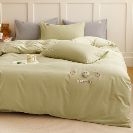 艾莱家纺 2024新款全棉柔顺磨毛立体刺绣四件套--笑脸-星语 笑脸-芥绿