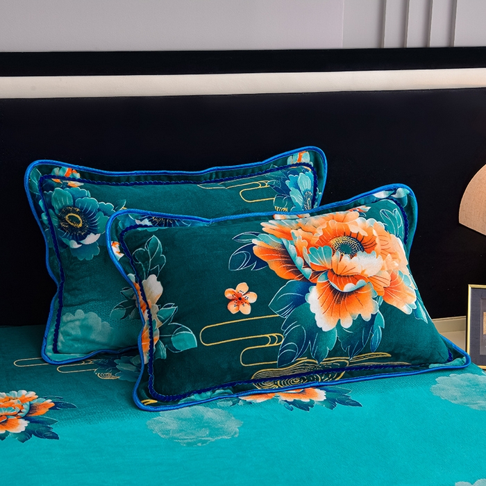 91家纺网 家纺一手货源 找家纺 佳品居 2025新款8斤床裙款牛奶绒四件套 闭花羞月