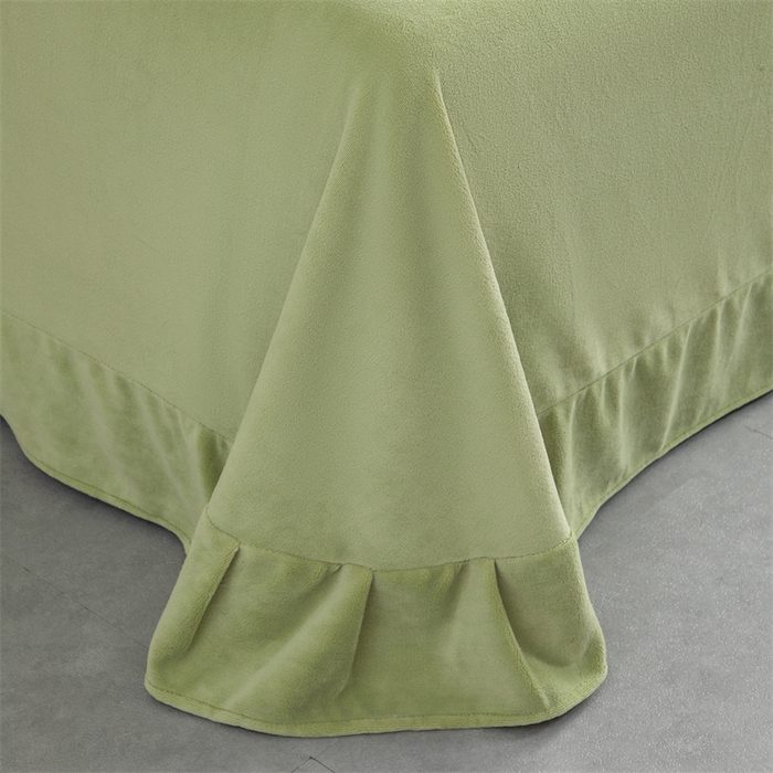 91家纺网 家纺一手货源 找家纺 优姿家纺 2025新款全消光10斤牛奶绒宽边绣花保暖四件套 花季-抹茶绿