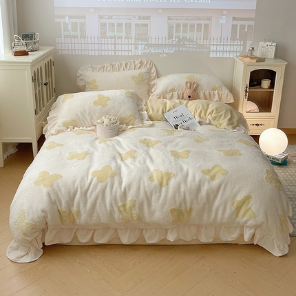 （总）桃子家居 2024新款A类加厚230克色纱提花蝴蝶少女花花韩版花边舒棉绒牛奶绒系列四件套