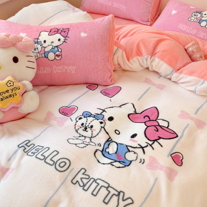 91家纺网 家纺一手货源 找家纺 孩子王家纺 2024新款正版授权三丽鸥库洛米大版卡通学生宿舍双面加厚牛奶绒系列四件套--提供买家秀 爱心kt