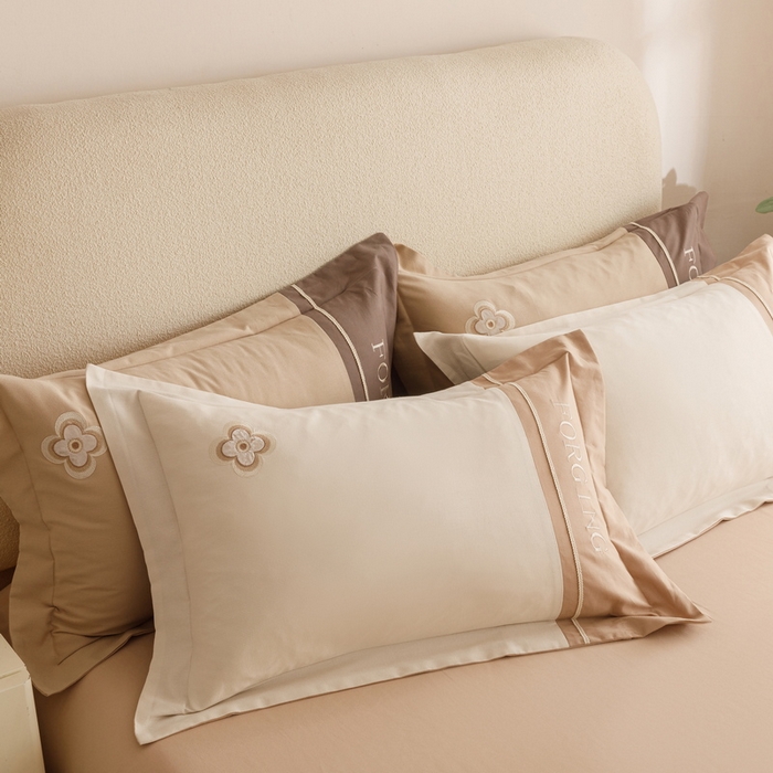 91家纺网 家纺一手货源 找家纺 艾莱家纺 2024新款A类长绒棉条纹提花加厚柔顺磨毛四件套--锦秋系列 锦秋-可可奶